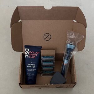 Sale! New, Sealed Dollar Shave Club Starter Set